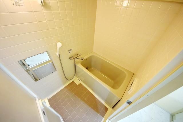 バス・シャワールーム　別部屋参考写真