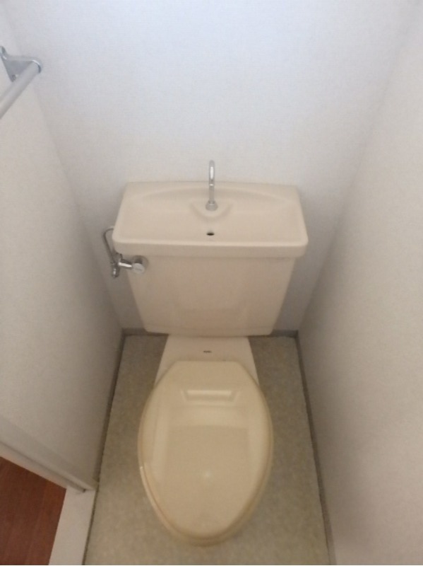 トイレ　図面と現状に相違がある場合には現状を優先