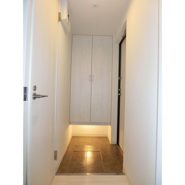 玄関　スッキリ広々とした段差が少ない玄関♪