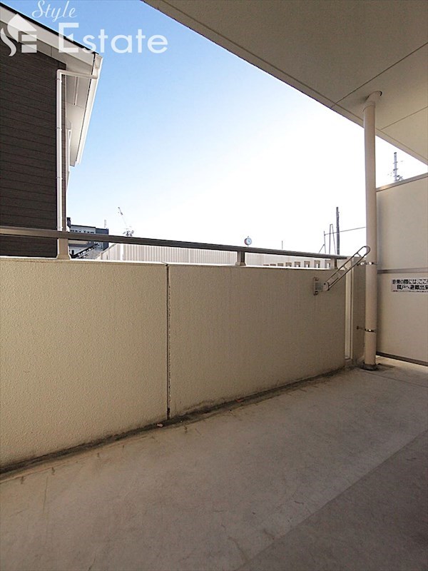 バルコニー　バルコニー