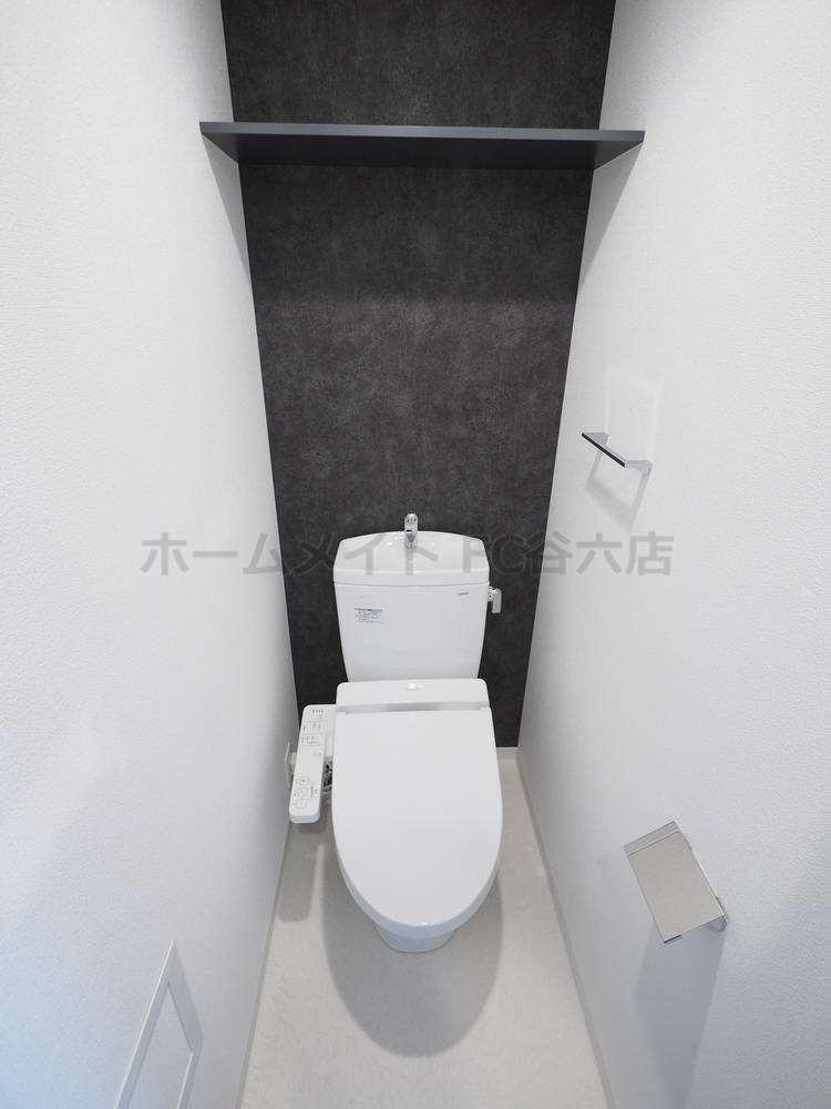 トイレ　2017年完成の同シリーズの別マンション