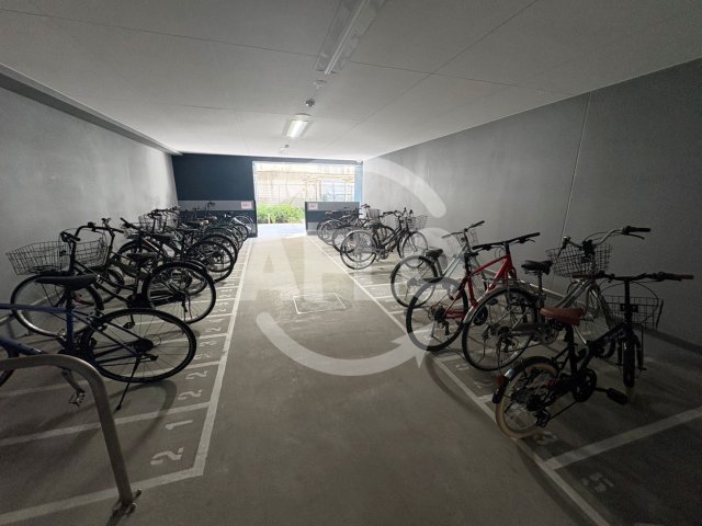 その他設備　プレサンス堺筋本町エグゼブラン　駐輪場