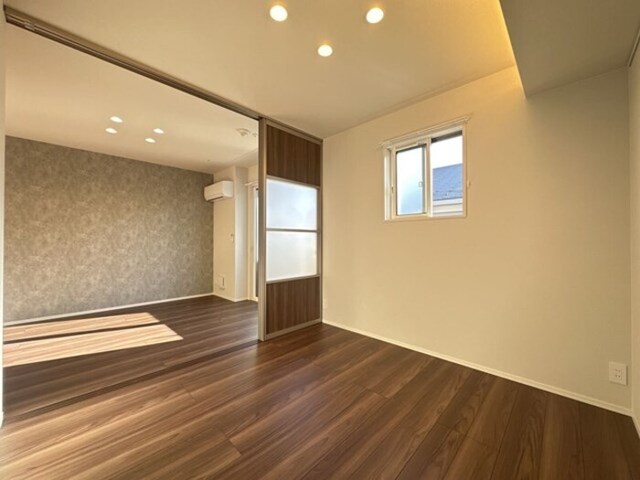 その他部屋・スペース　リビング奥洋室