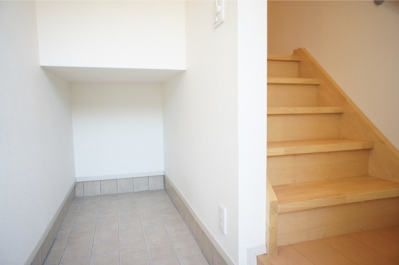 玄関　図面と現状に相違がある場合には現状を優先