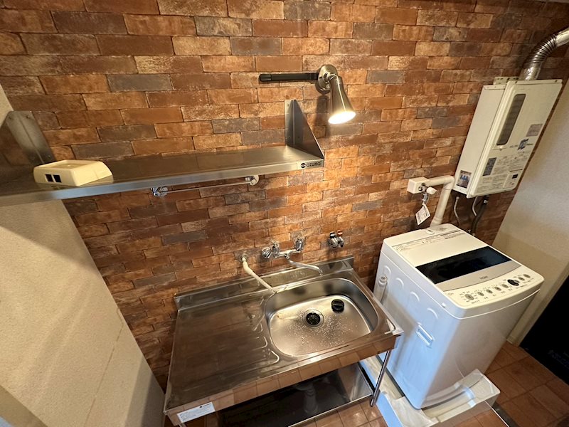 キッチン　同建物同号室の室内写真です。（202号室）