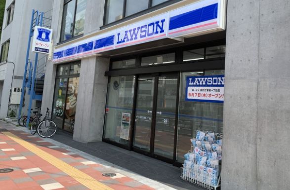 コンビニ　ローソン墨田両国一丁目店（コンビニ）まで64m