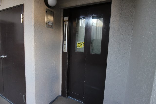 その他設備　エレベーター