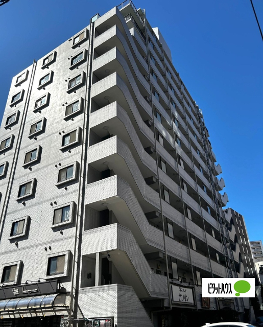 建物外観　東南面