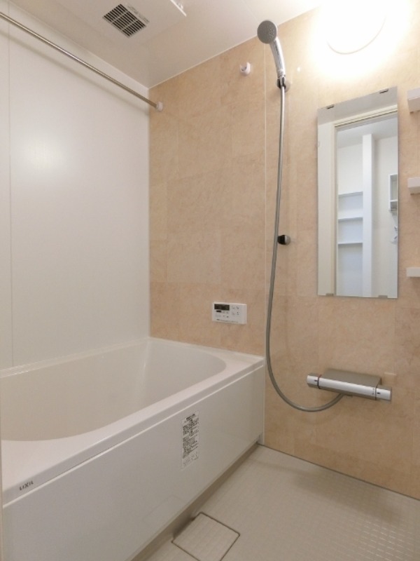 バス・シャワールーム　図面と現状に相違がある場合には現状を優先