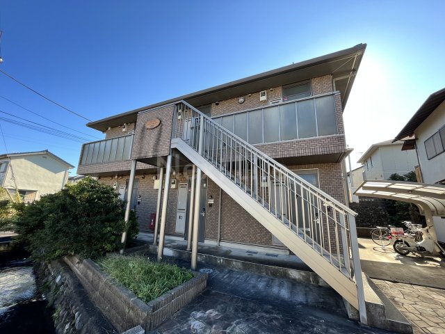 建物外観　メゾンソレイユ