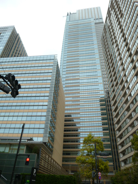 ショッピングセンター　ミッドタウン（ショッピングセンター）まで880m