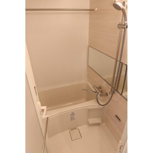 バス・シャワールーム　同物件の参考写真