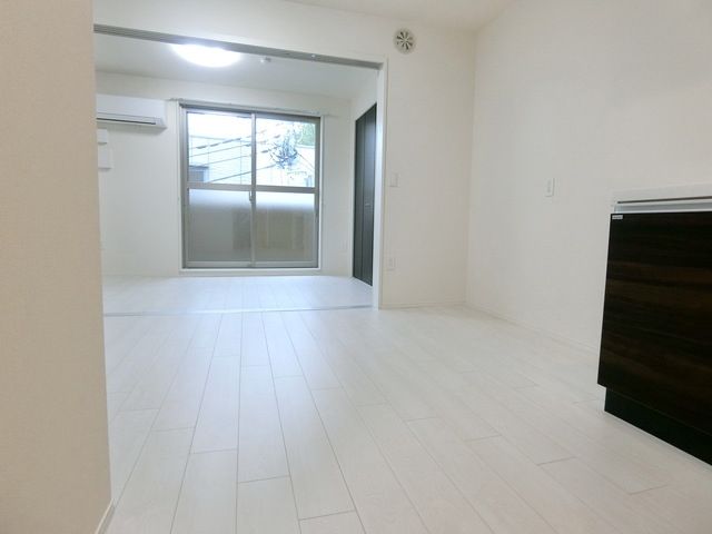 居室・リビング　☆8帖のリビング☆