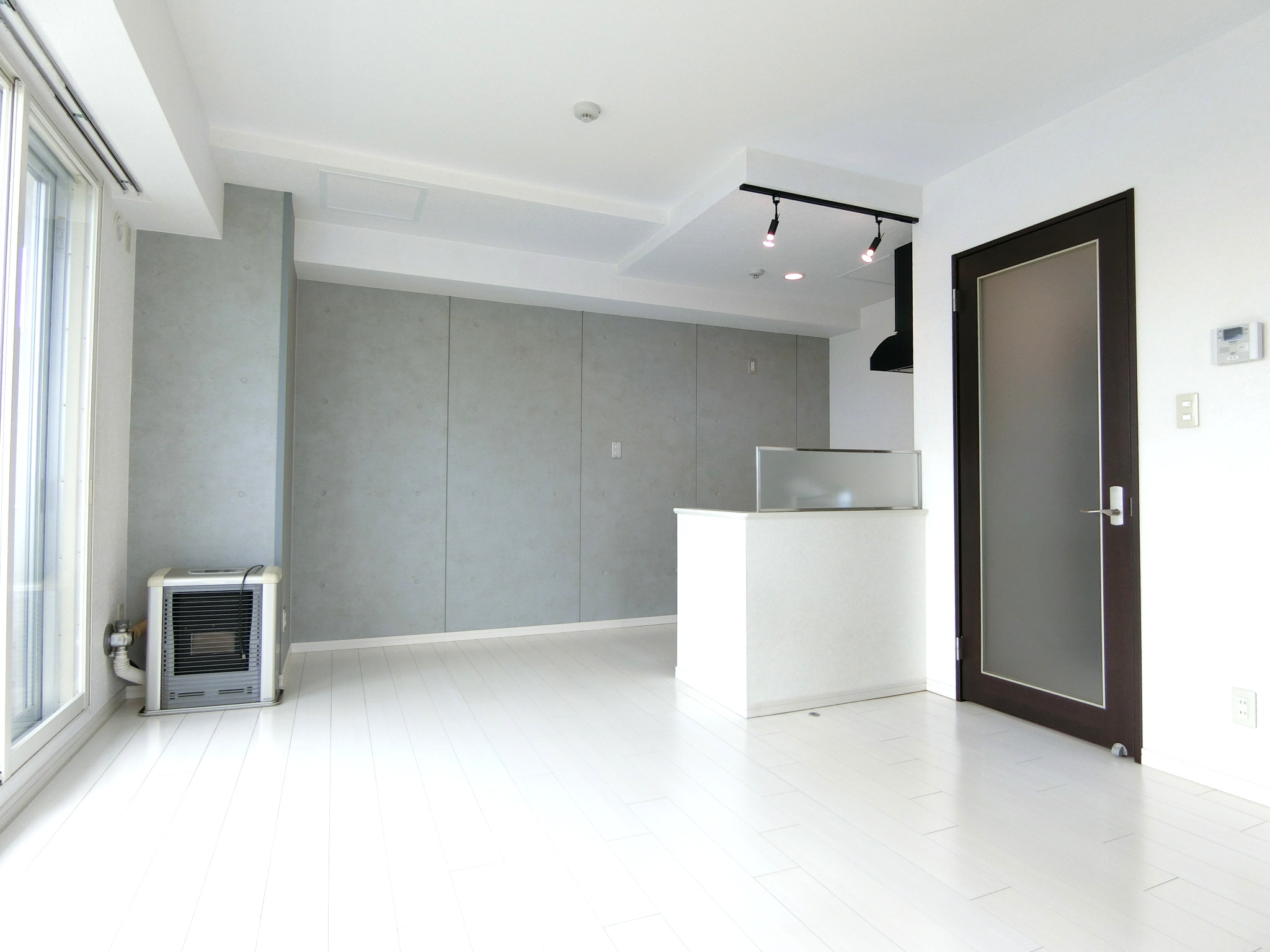 居室・リビング　オシャレなデザイナーズルームです！