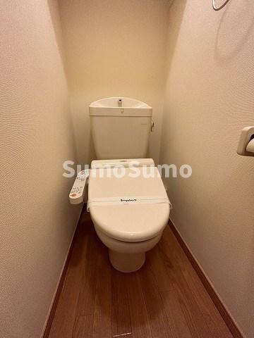 トイレ　シンプルで使いやすいトイレです きれいな外観です