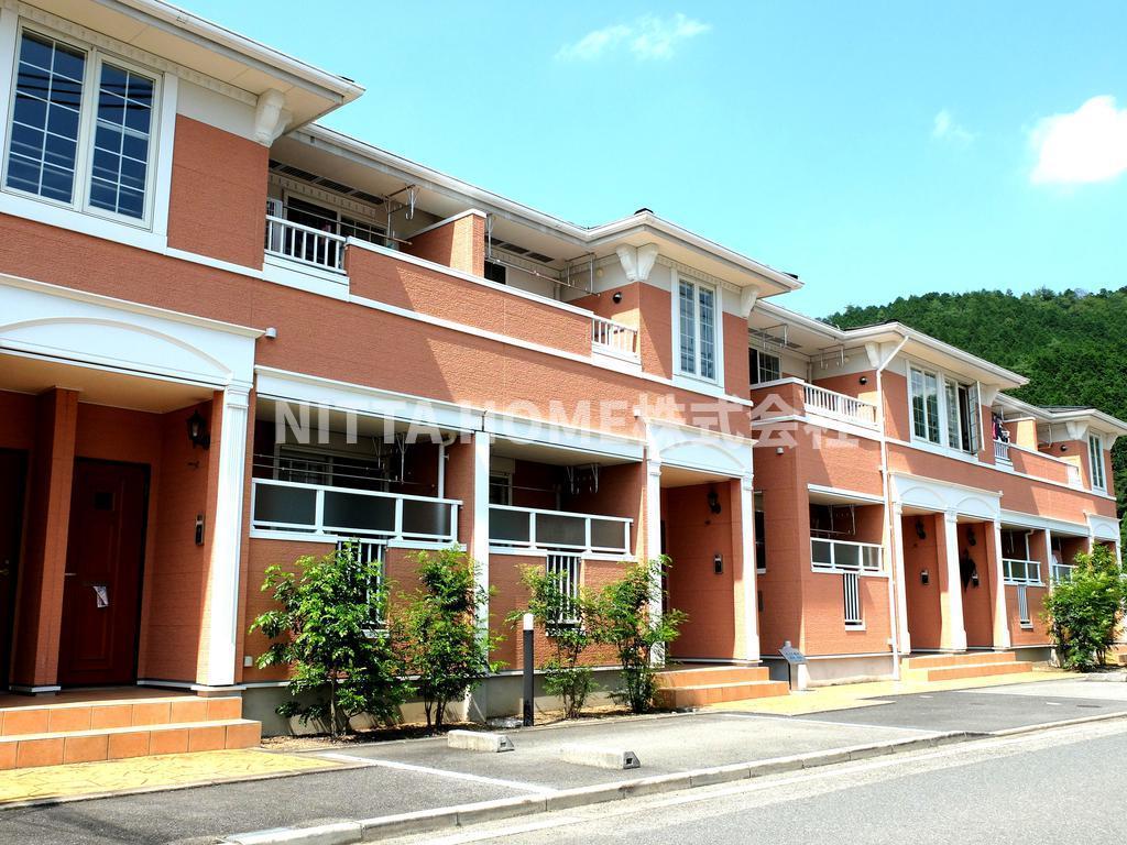 建物外観　インターネット使用料無料です☆彡