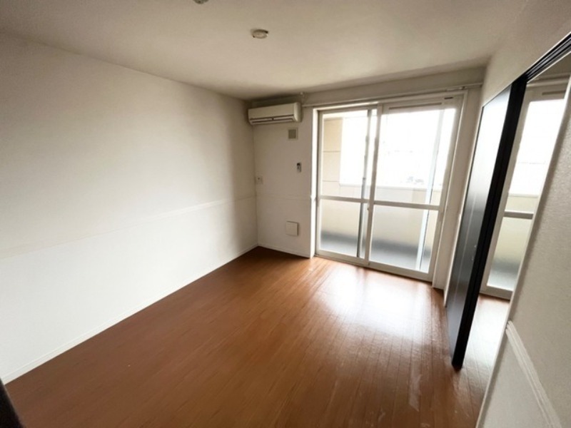 居室・リビング　図面と現状に相違がある場合には現状を優先