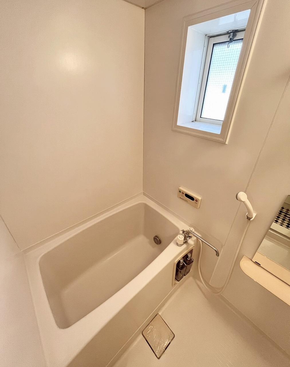 バス・シャワールーム　ゆっくりできる浴槽です♪