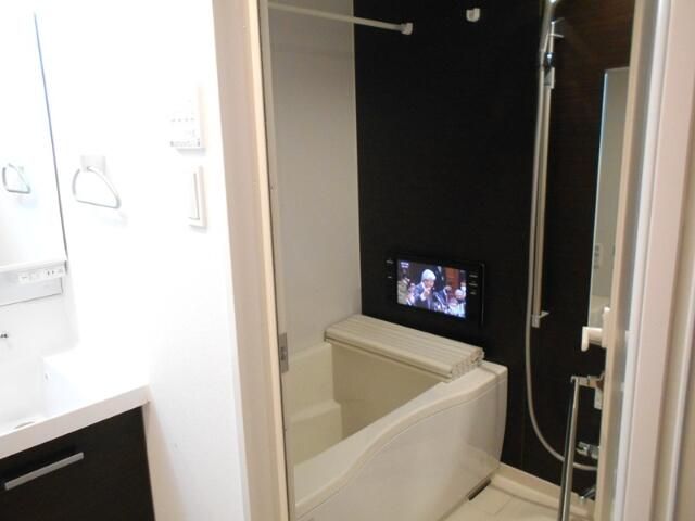 バス・シャワールーム　お風呂です
