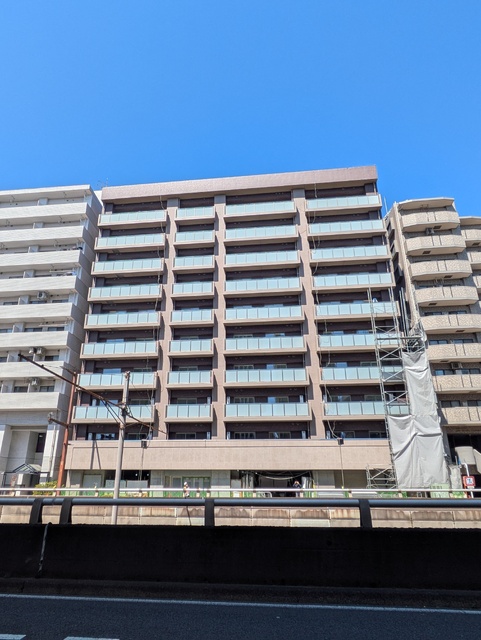 建物外観　建築中