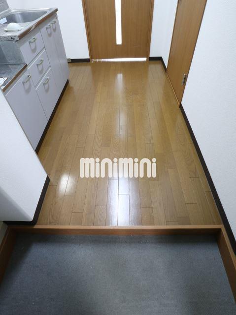 玄関　入口から見た玄関です！