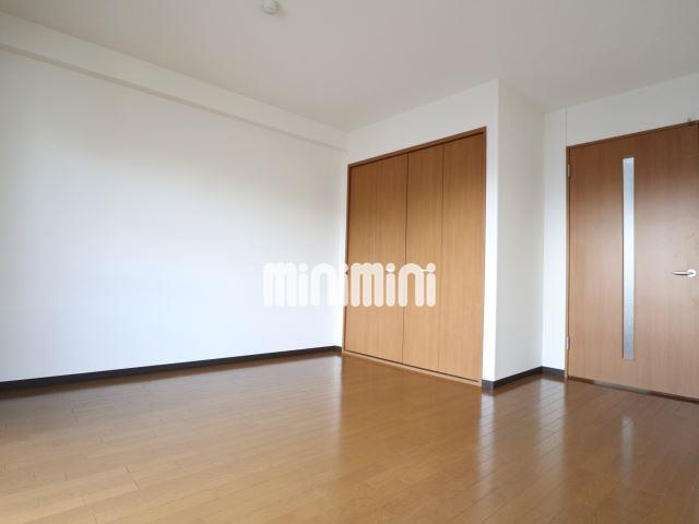 居室・リビング　広い洋室です！