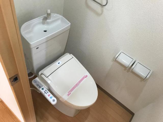 トイレ　シャワー付トイレ