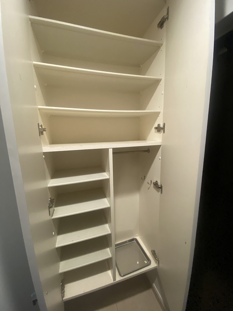 玄関　下足箱も大容量！