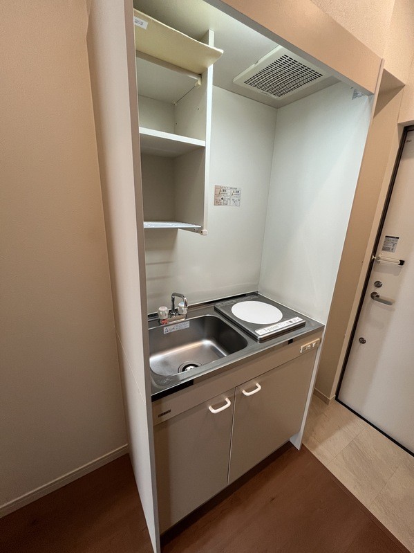 キッチン　お掃除しやすい人気のIHコンロ♪