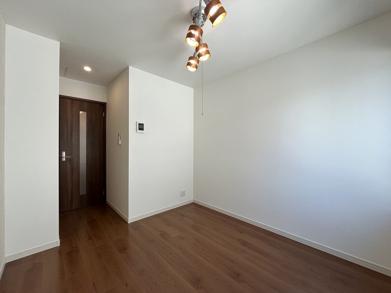 セキュリティ　女性の方でも安心のモニター付きインターフォン♪