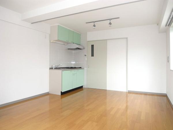 居室・リビング　内装