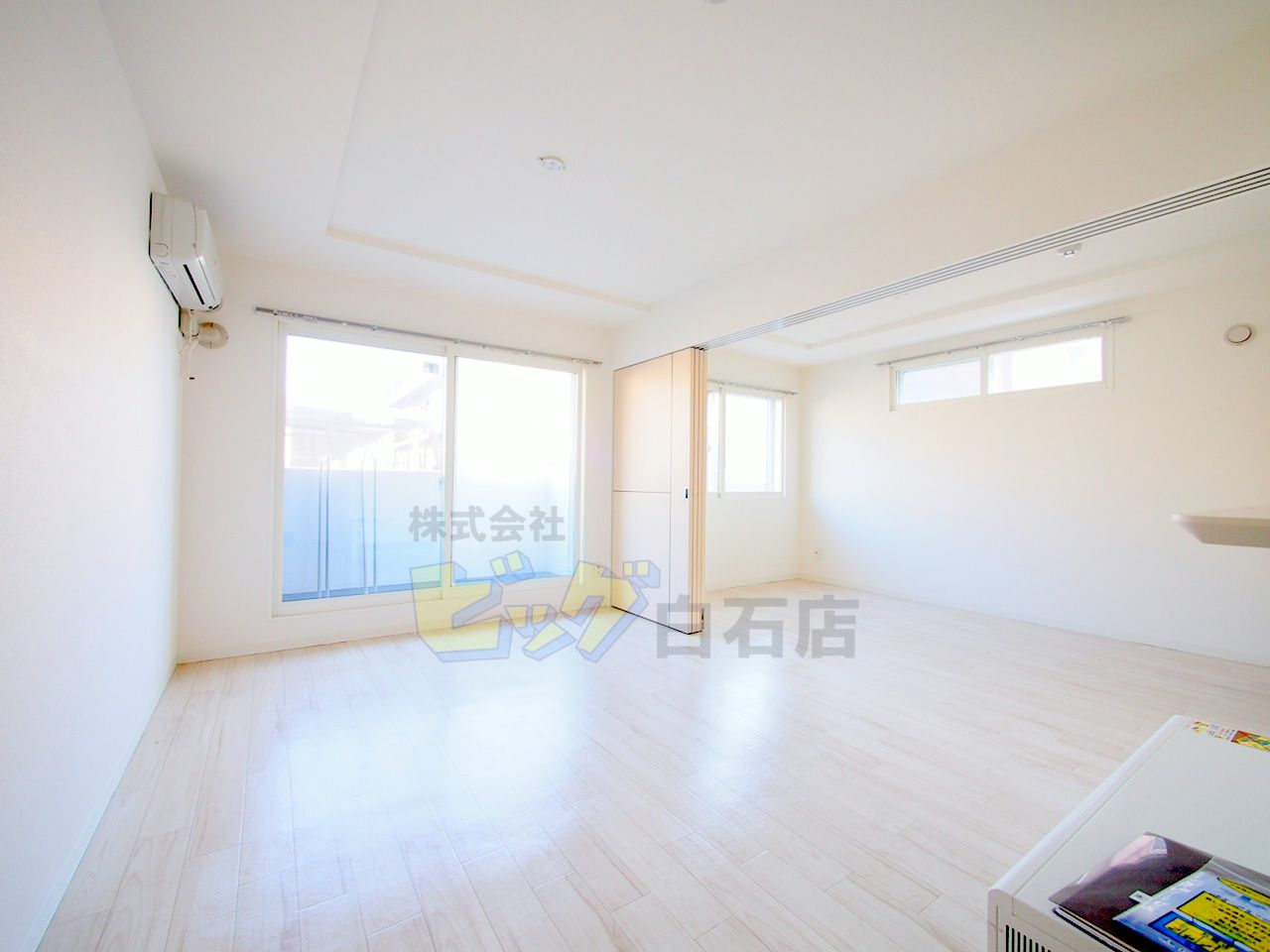 居室・リビング　広々リビングです♪