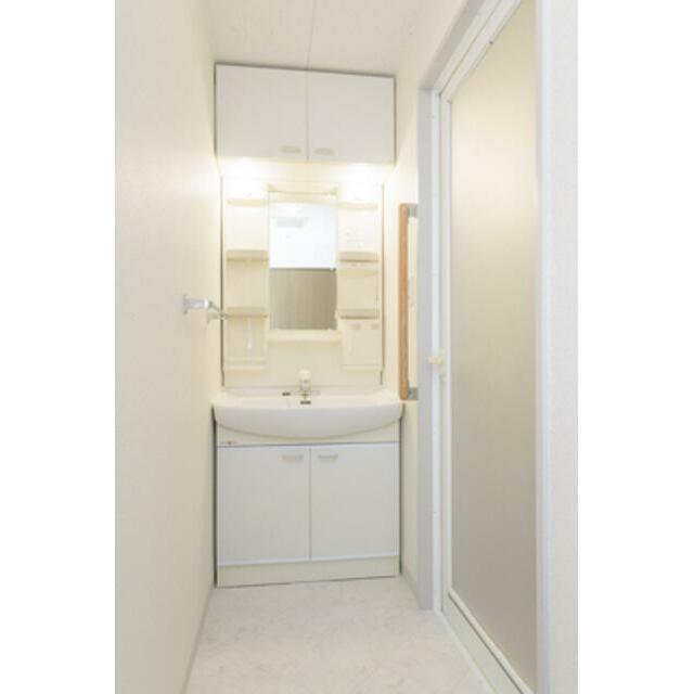 洗面設備　※同仕様写真含む