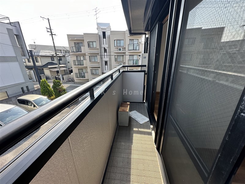 バルコニー　【銀行】三井住友銀行甲子園支店まで1095ｍ