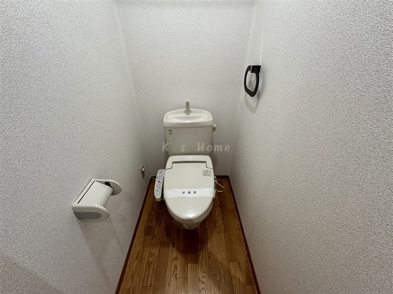 トイレ　【スーパー】グルメシティ今津店まで581ｍ