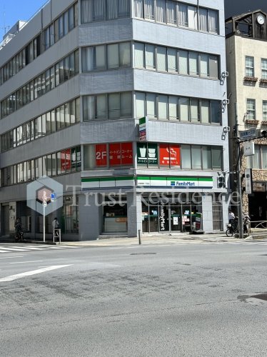 コンビニ　ファミリーマート 台東柳橋一丁目店（コンビニ）まで363m