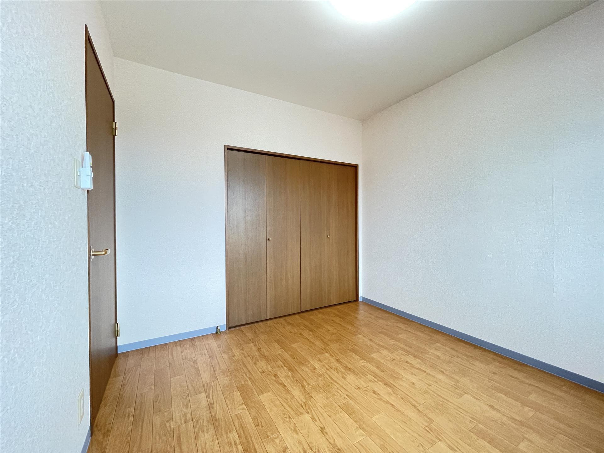 その他　（別部屋参考イメージ）洋室5.5帖のお部屋です☆