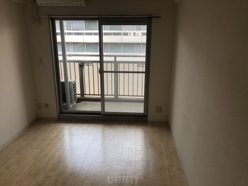 居室・リビング　※別のお部屋のお写真です。御参考までに。