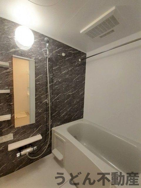 バス・シャワールーム　うどん県のお部屋探しはうどん不動産へ うどんちゃんとLINE