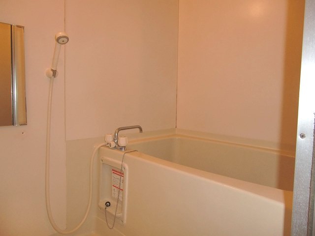バス・シャワールーム　日々の疲れを癒すお風呂付です