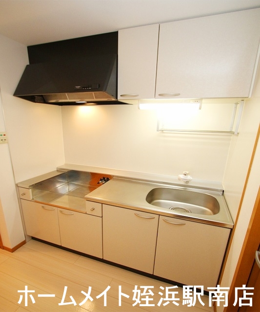 キッチン　★ファミリー物件のような広々キッチンです♪★参考写真