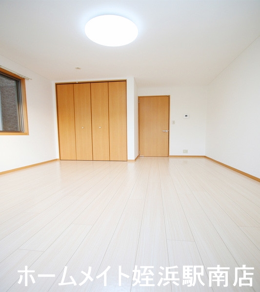 居室・リビング　★駐車場１台無料付き♪★参考写真