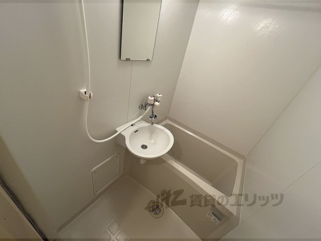 バス・シャワールーム　バス