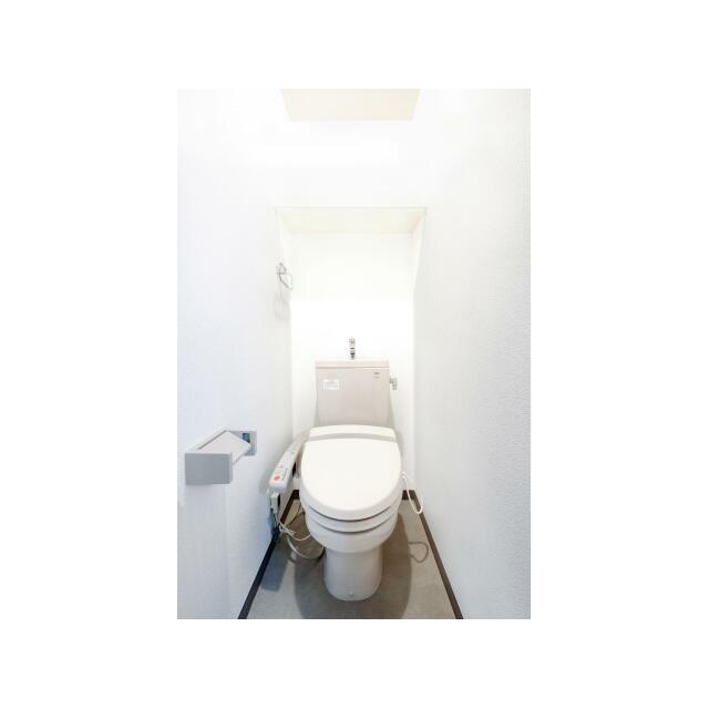 トイレ　※同タイプ参考写真