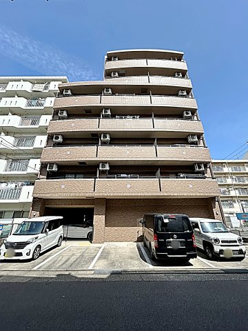建物外観　オシャレで安心なマンションです♪