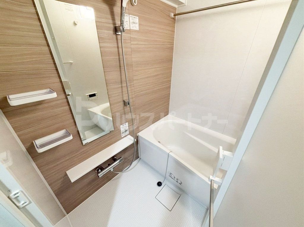 バス・シャワールーム　バルコニー