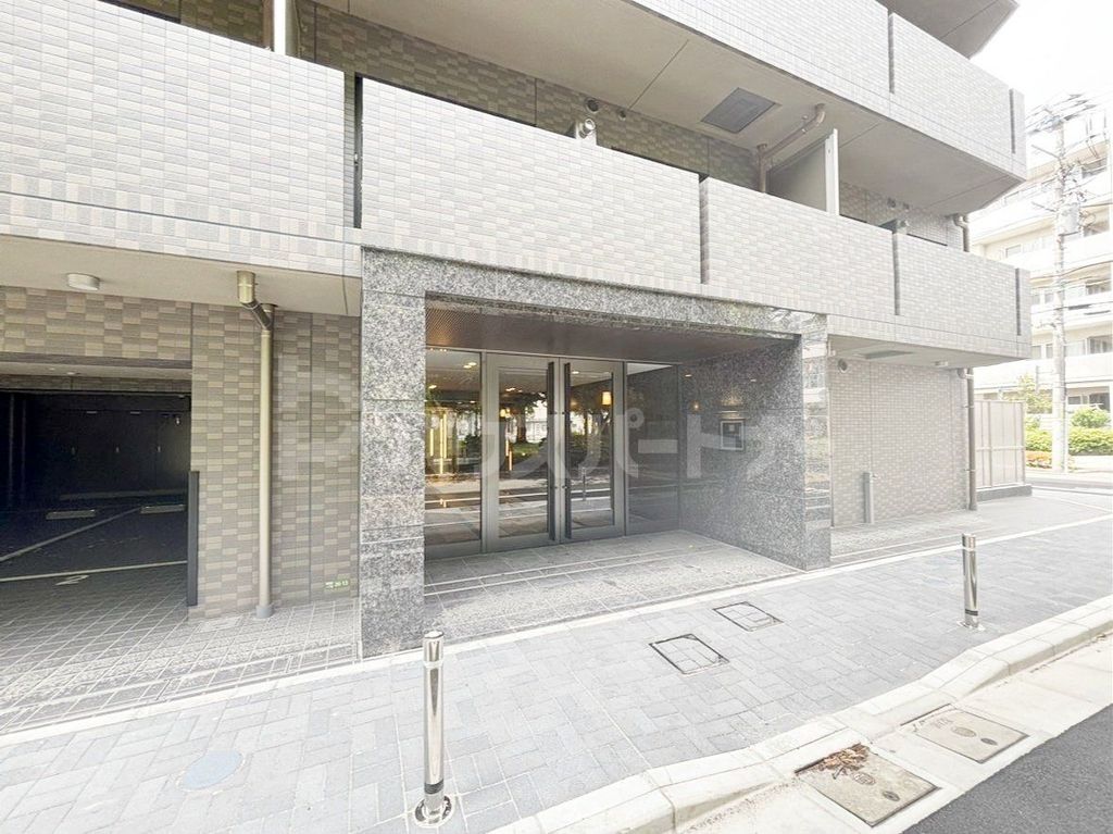 エントランス　エントランス