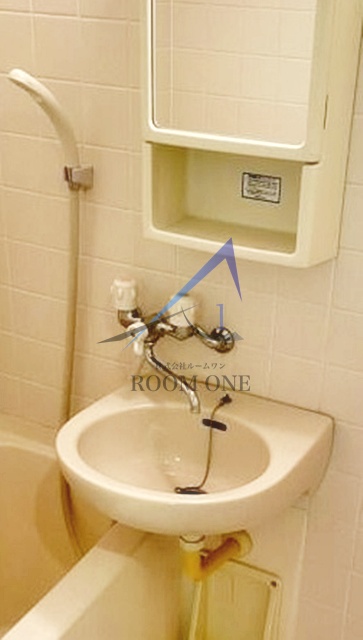 洗面設備　洗面台です。