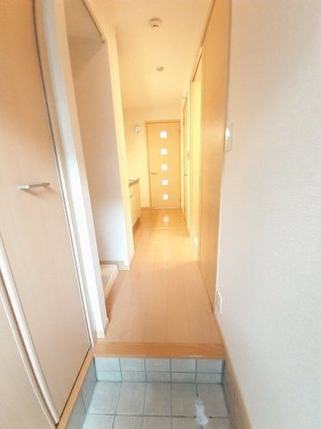 玄関　明るい玄関です