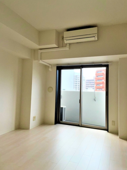 居室・リビング　☆明るい居間☆